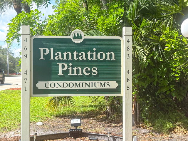 Plantation Pines Phase 1  photo 2